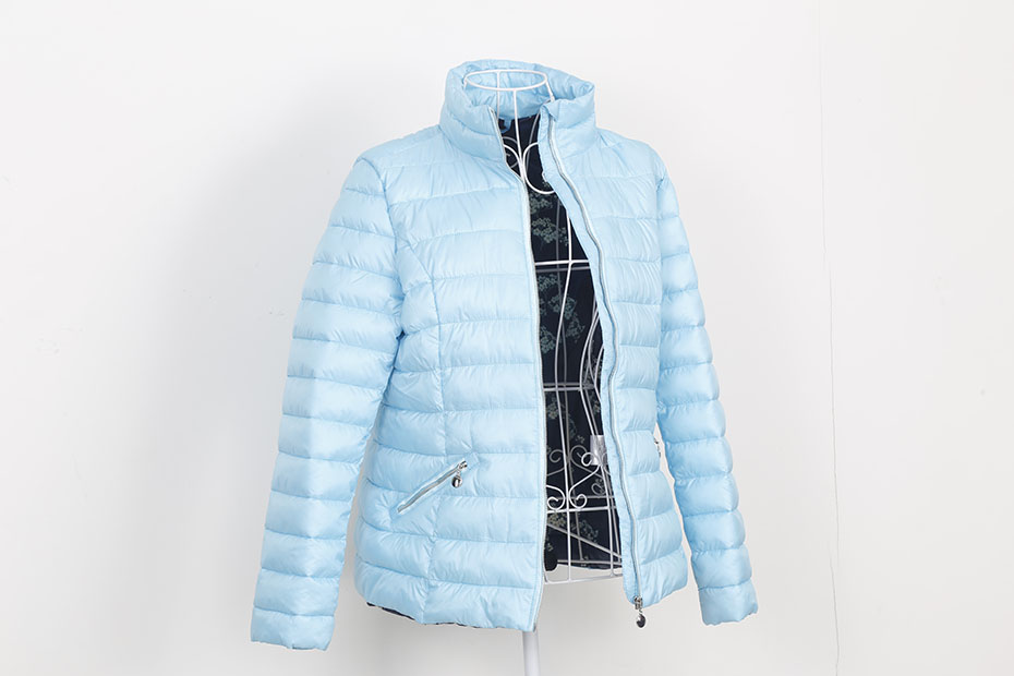 Custom Fashion Women Winter Sports Bomber Puffer Jacket women outdoor lightweight cozzy short coat
